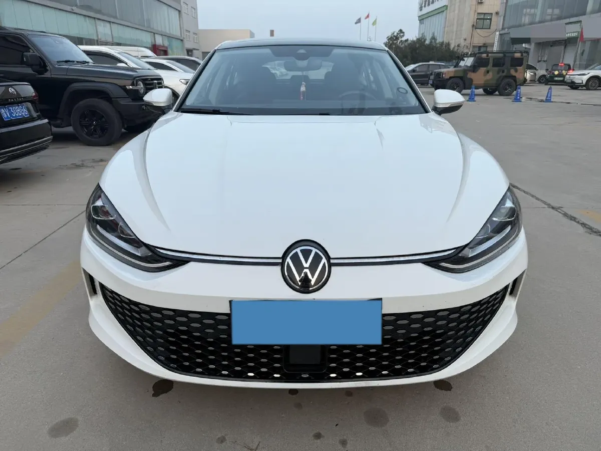2024 Volkswagen Lamando 1.4T 150HP L4 7DCT,autocango,china used car exporter,china ev exporter,chinese used car exporter,chinese used ev exporter