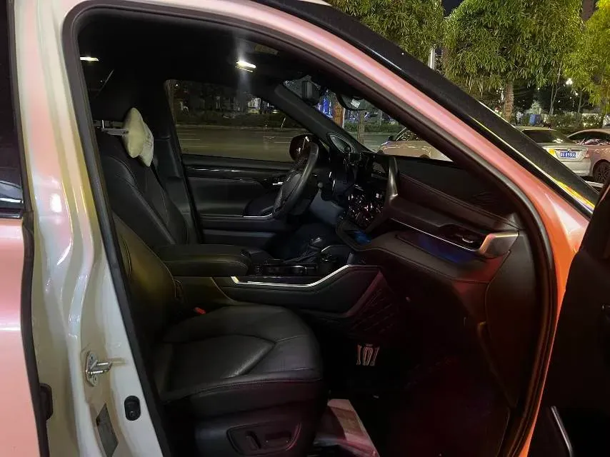 2022 Toyota Crown Kluger 2.5L 192HP L4 E-CVT Hybrid,autocango,china used car exporter,china ev exporter,chinese used car exporter,chinese used ev exporter