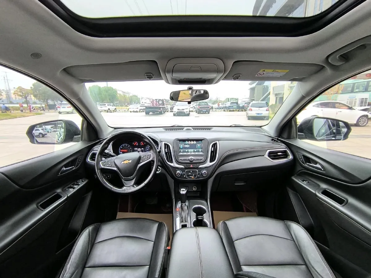 2019 Chevrolet Equinox 1.5T 169HP L4 6AT,autocango,china used car exporter,china ev exporter,chinese used car exporter,chinese used ev exporter