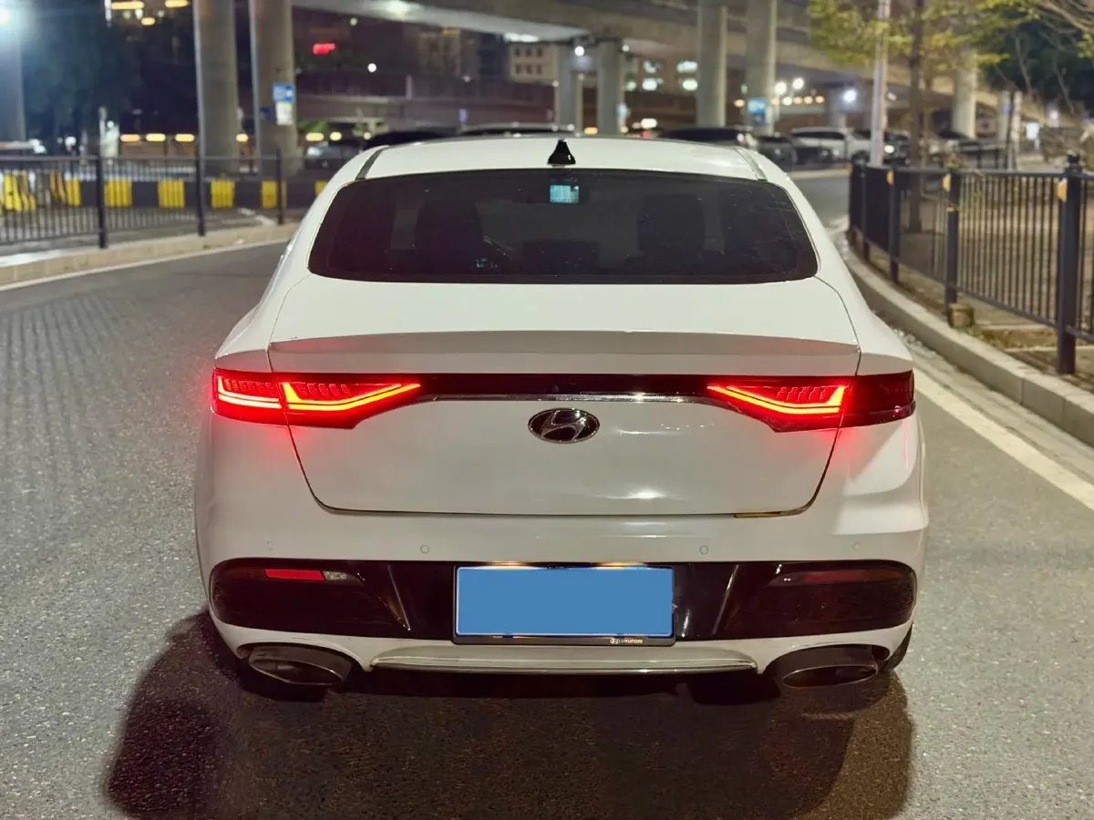 2019 Hyundai La Festa 1.6T 204HP L4 7DCT,autocango,china used car exporter,china ev exporter,chinese used car exporter,chinese used ev exporter