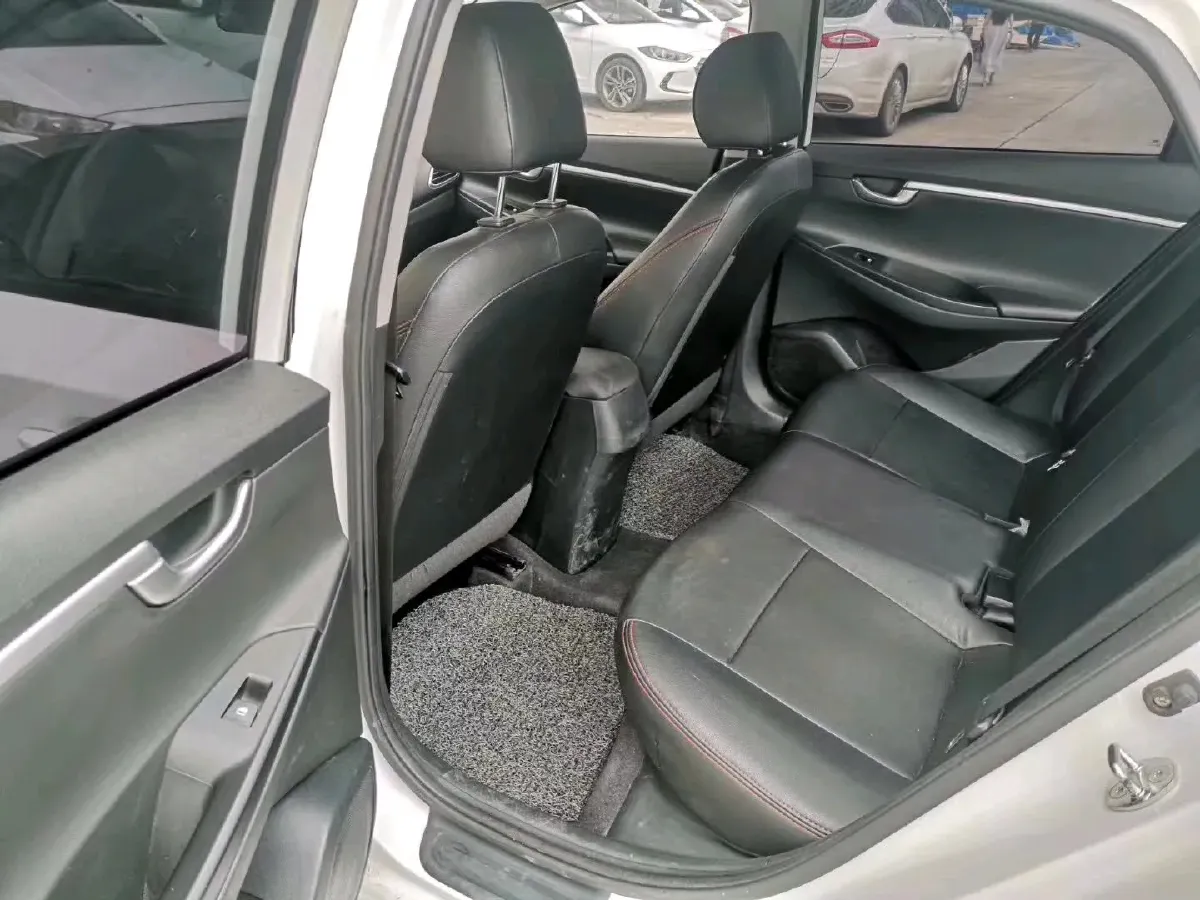 2017 Hyundai Celesta 1.6L 123HP L4 6AT,autocango,china used car exporter,china ev exporter,chinese used car exporter,chinese used ev exporter