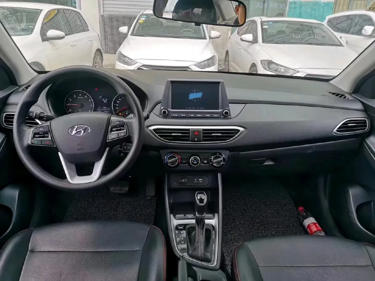 2017 Hyundai Celesta 1.6L 123HP L4 6AT,autocango,china used car exporter,china ev exporter,chinese used car exporter,chinese used ev exporter