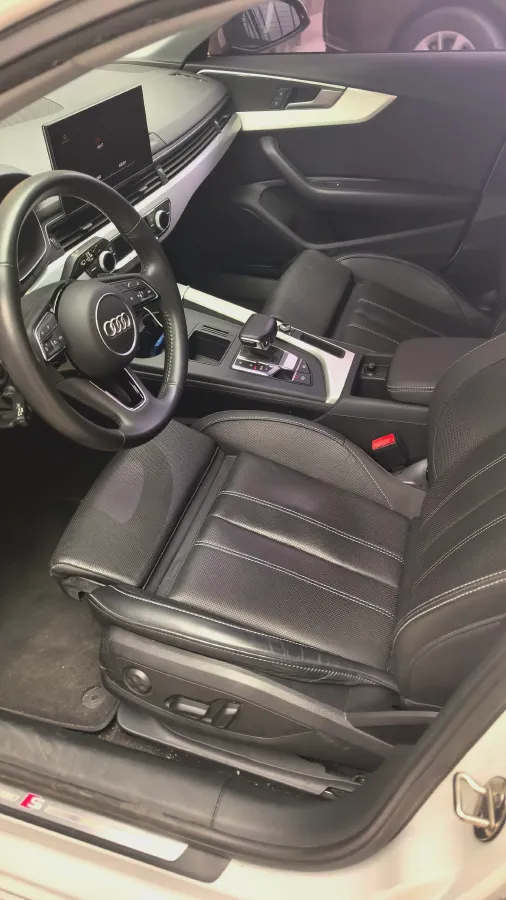 2020 Audi A4L 2.0T 190HP L4 7DCT,autocango,china used car exporter,china ev exporter,chinese used car exporter,chinese used ev exporter