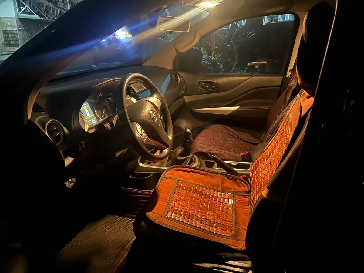 2019 Nissan Navara 2.5L 193HP L4 6MT,autocango,china used car exporter,china ev exporter,chinese used car exporter,chinese used ev exporter