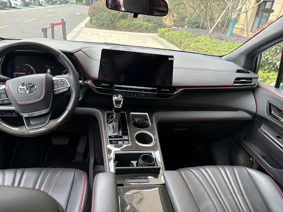 2023 Toyota Sienna 2.5L 189HP L4 E-CVT Hybrid,autocango,china used car exporter,china ev exporter,chinese used car exporter,chinese used ev exporter