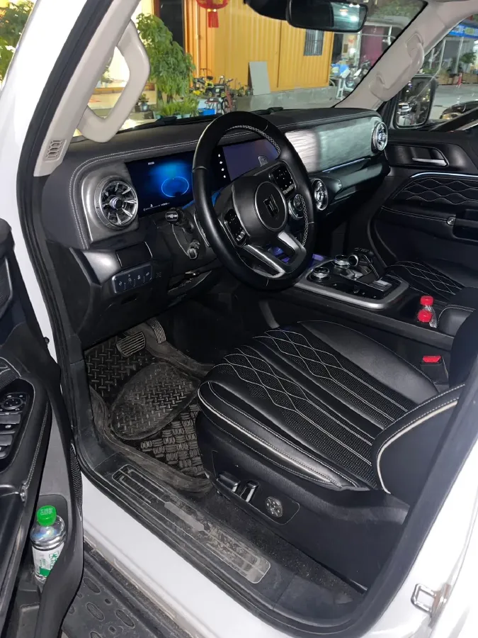 2023 Tank 300 2.0T 227HP L4 8AT,autocango,china used car exporter,china ev exporter,chinese used car exporter,chinese used ev exporter