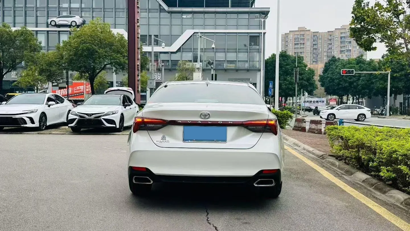 2022 Toyota Avalon 2.0L 178HP L4 CVT,autocango,china used car exporter,china ev exporter,chinese used car exporter,chinese used ev exporter