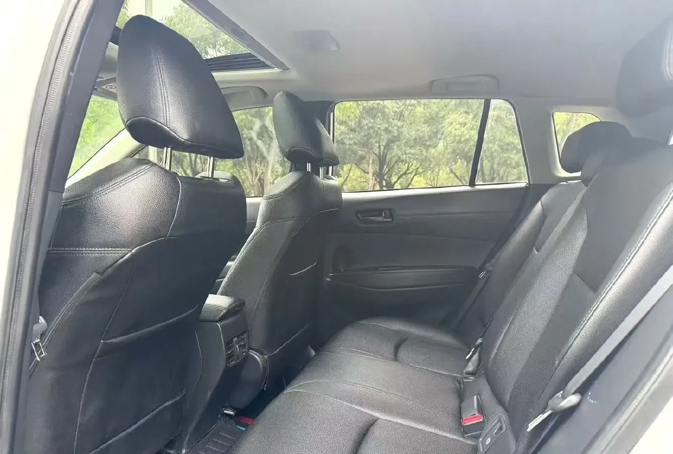 2022 Toyota Corolla Cross 2.0L 171HP L4 CVT,autocango,china used car exporter,china ev exporter,chinese used car exporter,chinese used ev exporter