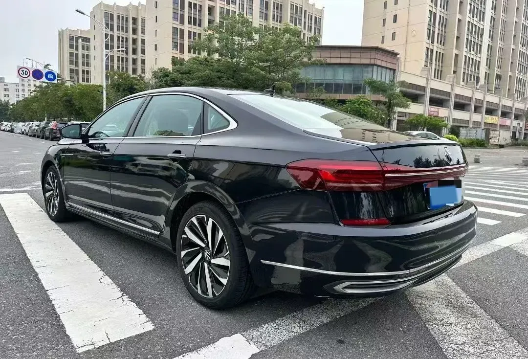 2023 Volkswagen Passat 2.0T 186HP L4 7DCT,autocango,china used car exporter,china ev exporter,chinese used car exporter,chinese used ev exporter
