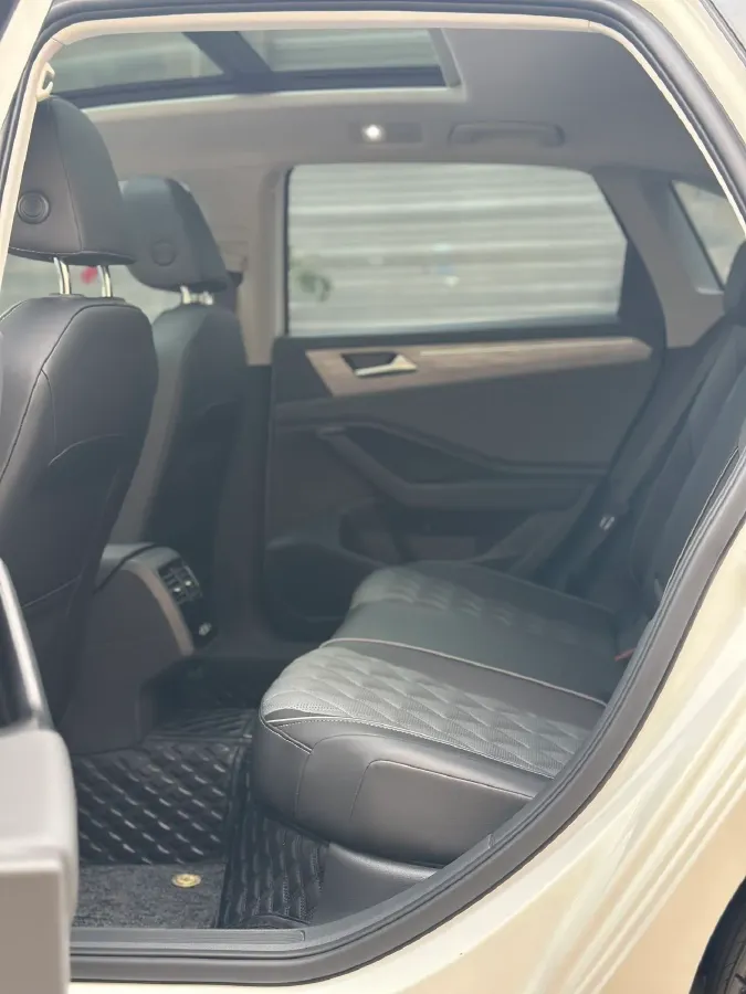 2024 Volkswagen Sagitar 1.5T 160HP L4 7DCT,autocango,china used car exporter,china ev exporter,chinese used car exporter,chinese used ev exporter