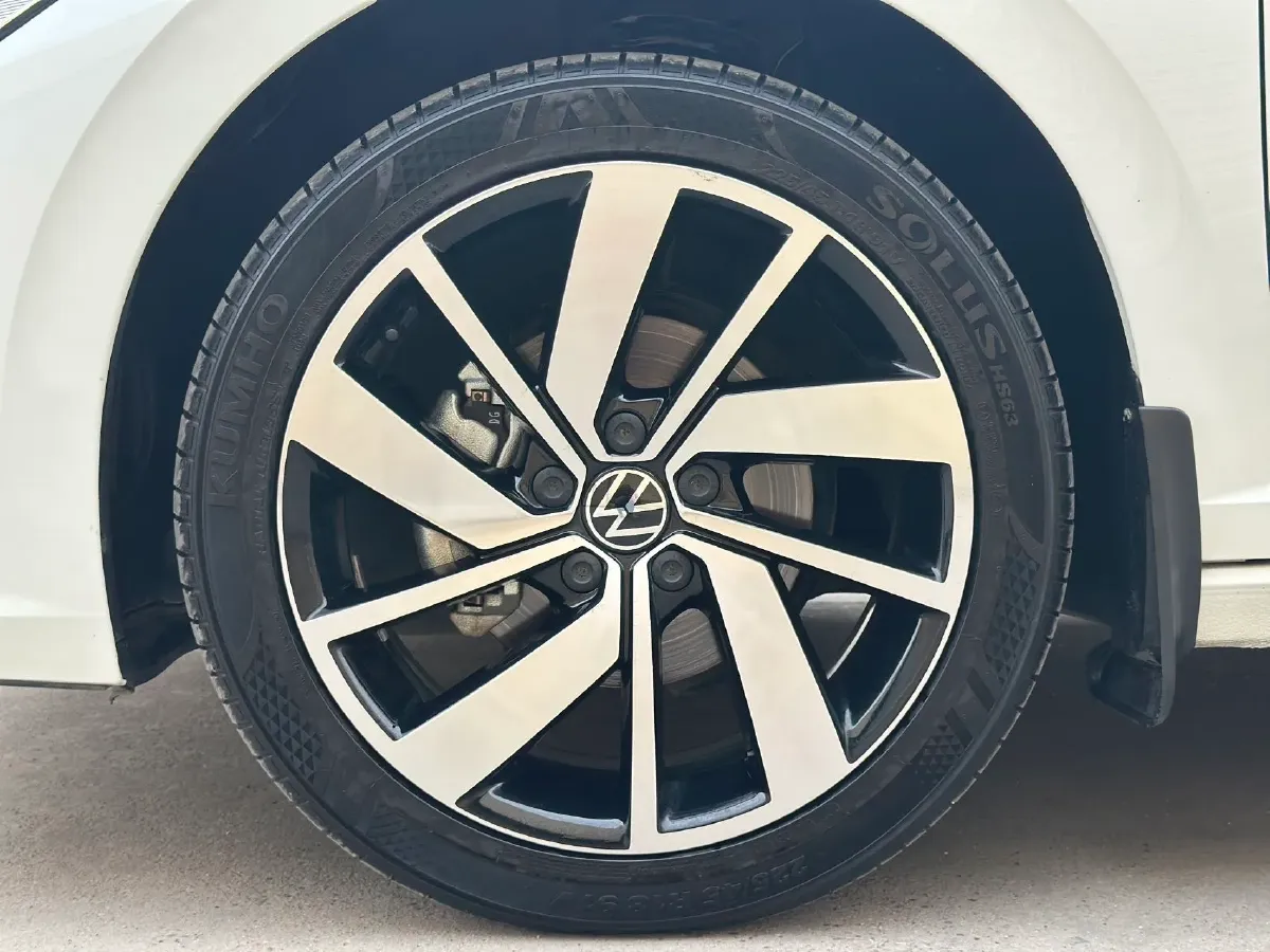 2024 Volkswagen Sagitar 1.5T 160HP L4 7DCT,autocango,china used car exporter,china ev exporter,chinese used car exporter,chinese used ev exporter