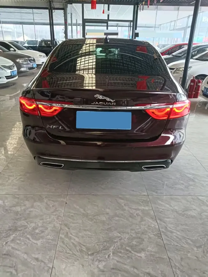 2020 Jaguar XFL 2.0T 200HP L4 8AT,autocango,china used car exporter,china ev exporter,chinese used car exporter,chinese used ev exporter