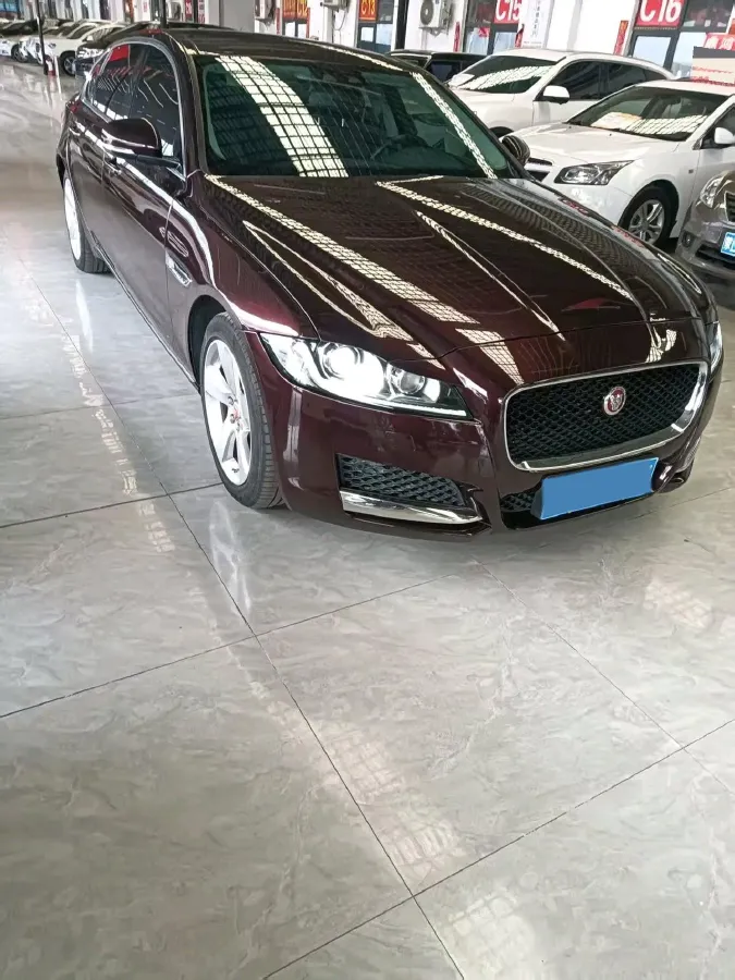 2020 Jaguar XFL 2.0T 200HP L4 8AT,autocango,china used car exporter,china ev exporter,chinese used car exporter,chinese used ev exporter