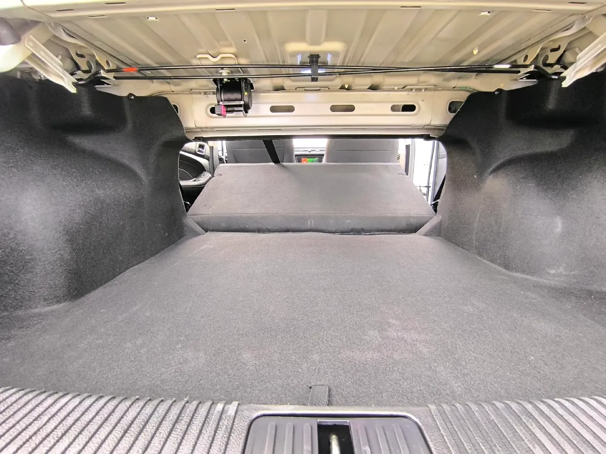 2019 Roewe i5 1.5L 120HP L4 5MT,autocango,china used car exporter,china ev exporter,chinese used car exporter,chinese used ev exporter