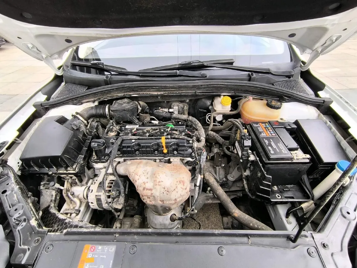 2019 Roewe i5 1.5L 120HP L4 5MT,autocango,china used car exporter,china ev exporter,chinese used car exporter,chinese used ev exporter