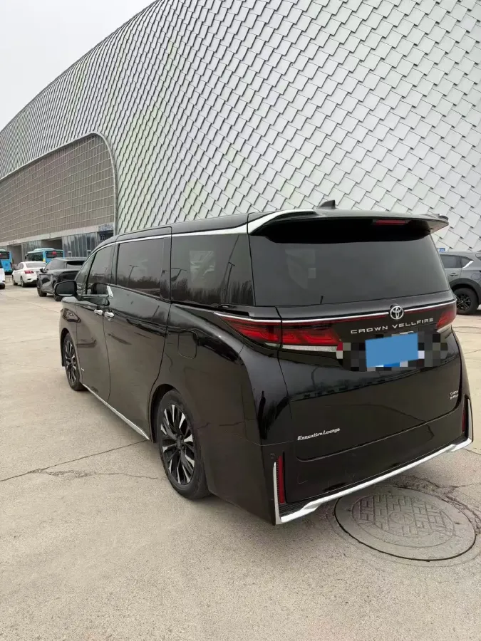 2024 Toyota Vellfire 2.5L 190HP L4 E-CVT Hybrid,autocango,china used car exporter,china ev exporter,chinese used car exporter,chinese used ev exporter