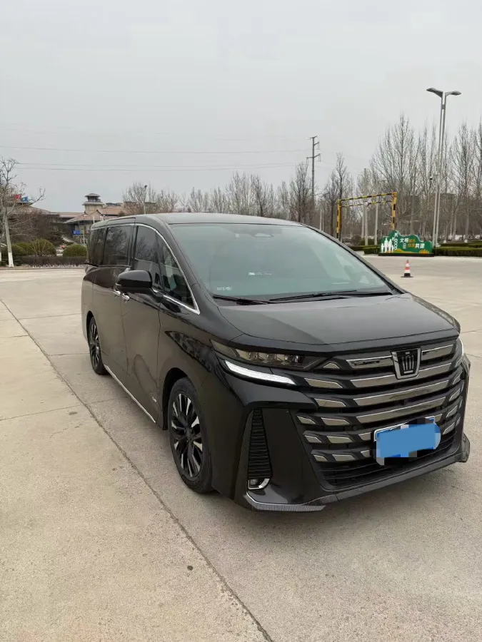 2024 Toyota Vellfire 2.5L 190HP L4 E-CVT Hybrid,autocango,china used car exporter,china ev exporter,chinese used car exporter,chinese used ev exporter