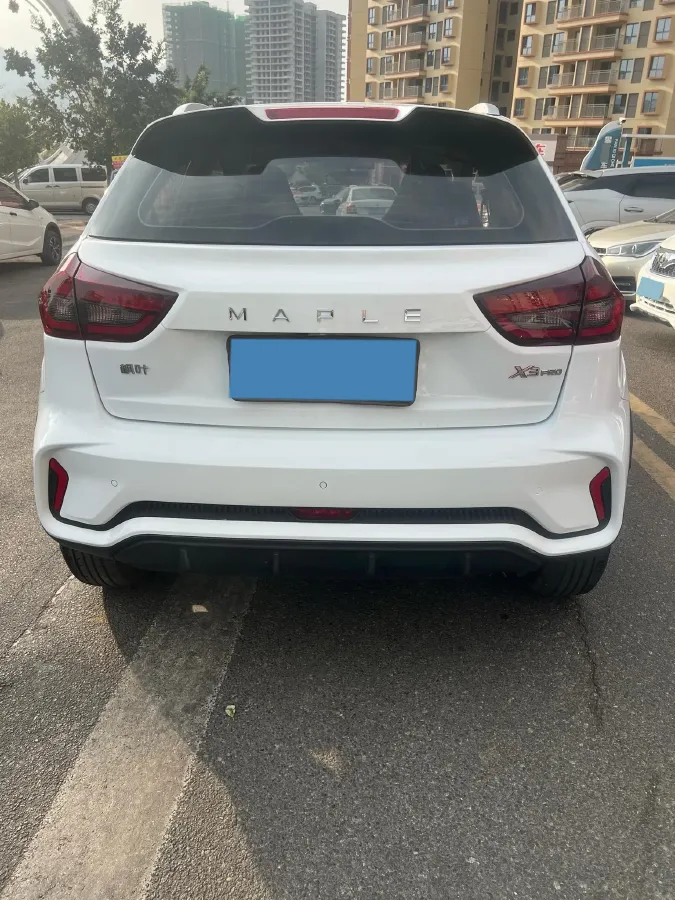 2022 Livan X3 PRO 1.5L 113HP L4 5MT,autocango,china used car exporter,china ev exporter,chinese used car exporter,chinese used ev exporter