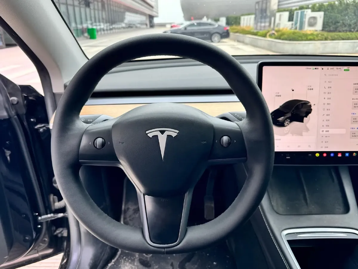 2022 Tesla Model Y BEV 60KWH,autocango,china used car exporter,china ev exporter,chinese used car exporter,chinese used ev exporter