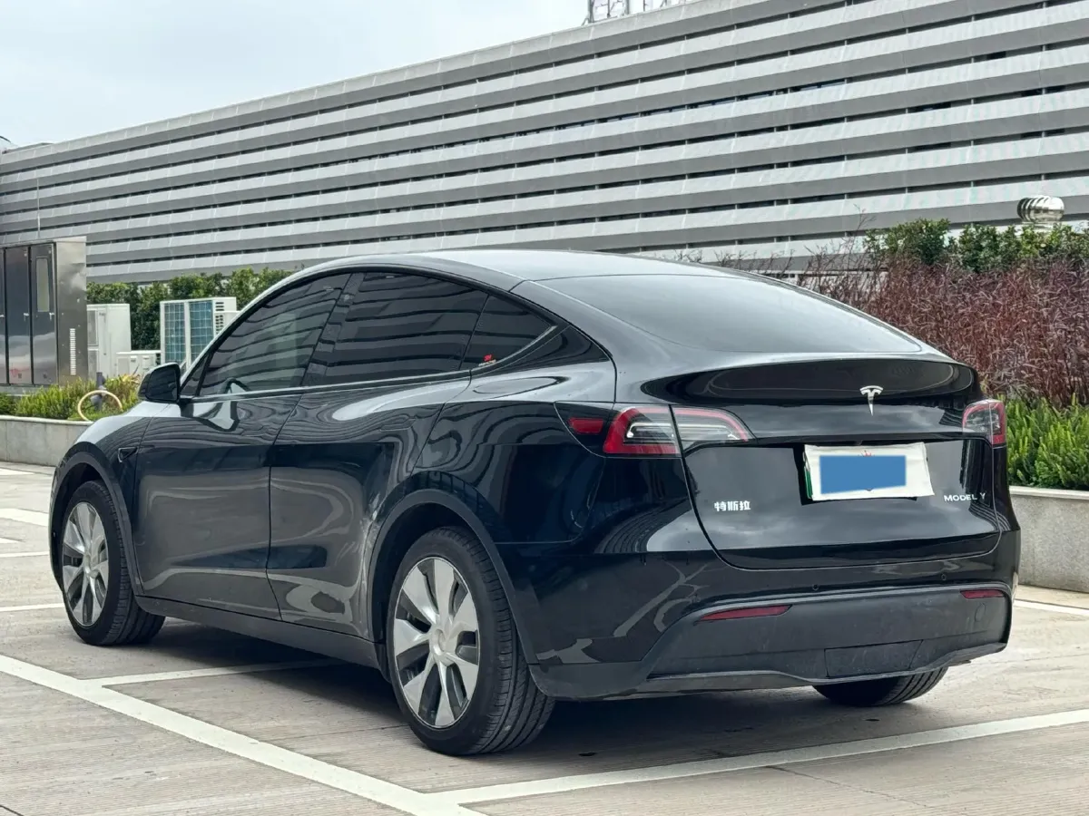 2022 Tesla Model Y BEV 60KWH,autocango,china used car exporter,china ev exporter,chinese used car exporter,chinese used ev exporter