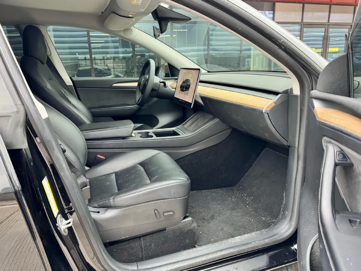 2022 Tesla Model Y BEV 60KWH,autocango,china used car exporter,china ev exporter,chinese used car exporter,chinese used ev exporter