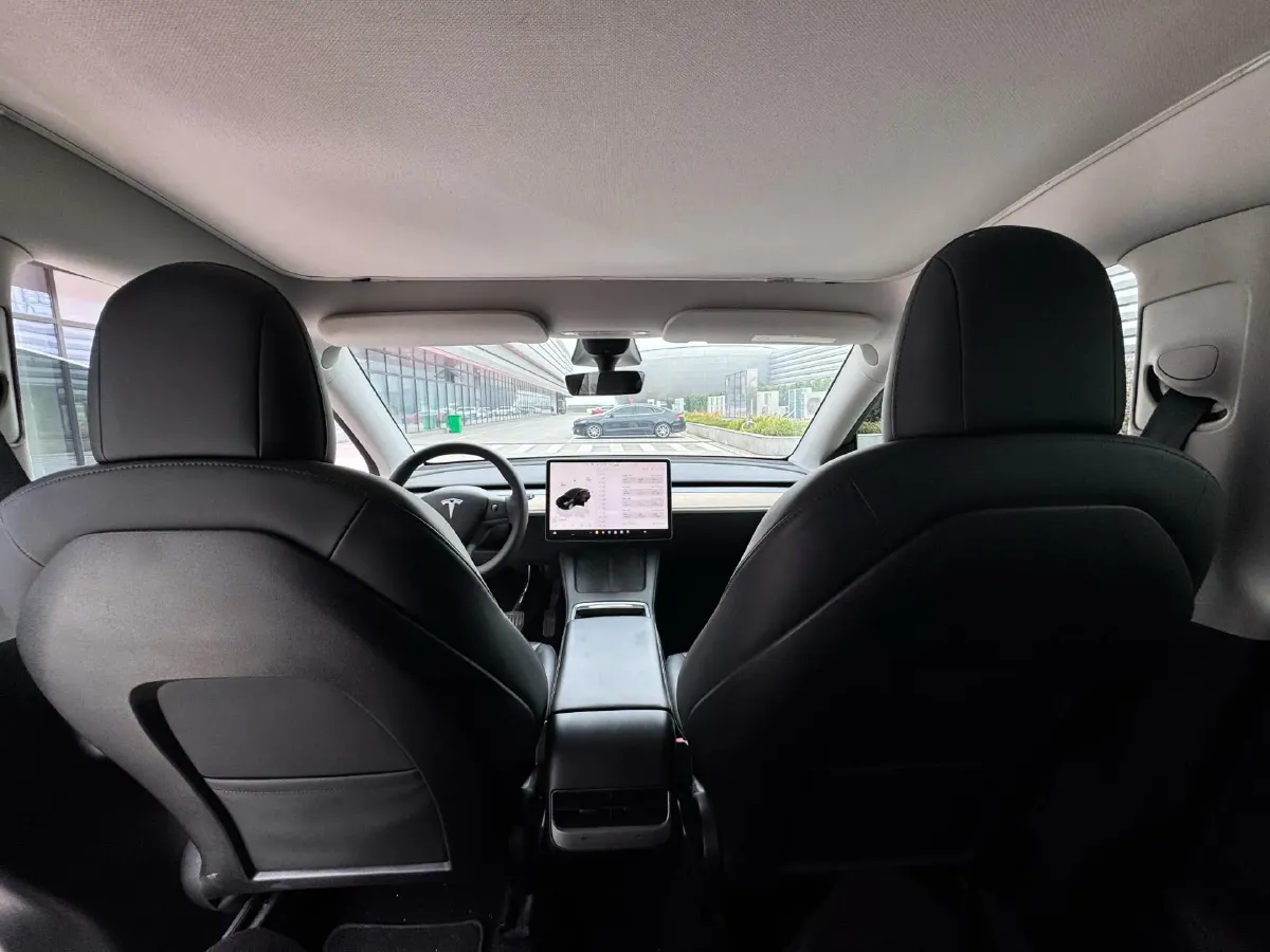 2022 Tesla Model Y BEV 60KWH,autocango,china used car exporter,china ev exporter,chinese used car exporter,chinese used ev exporter