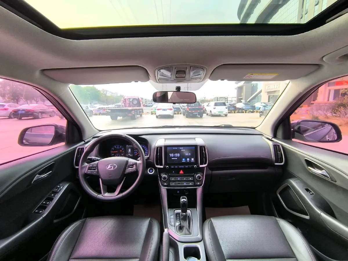 2019 Hyundai ix35 2.0L 160HP L4 6AT,autocango,china used car exporter,china ev exporter,chinese used car exporter,chinese used ev exporter