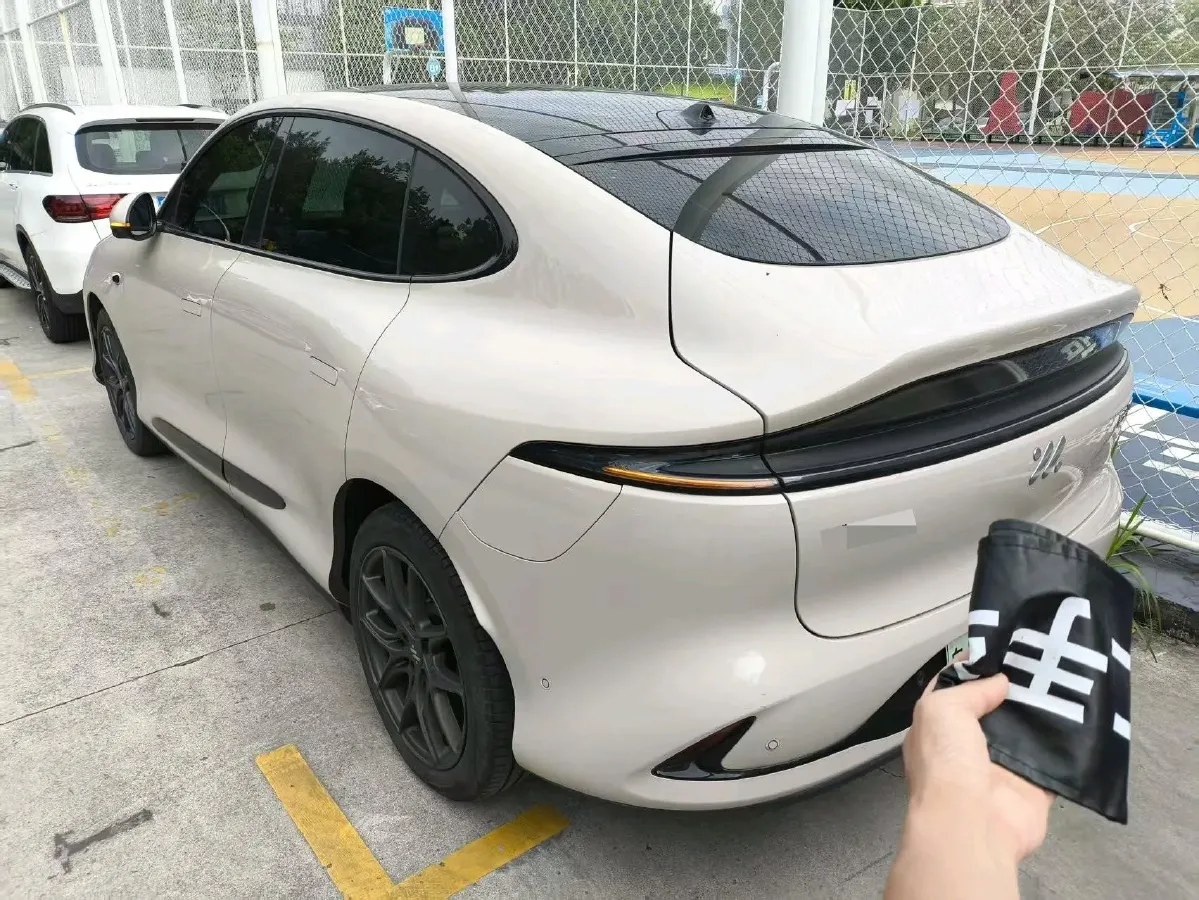 2023 IM LS6 BEV 100KWH,autocango,china used car exporter,china ev exporter,chinese used car exporter,chinese used ev exporter