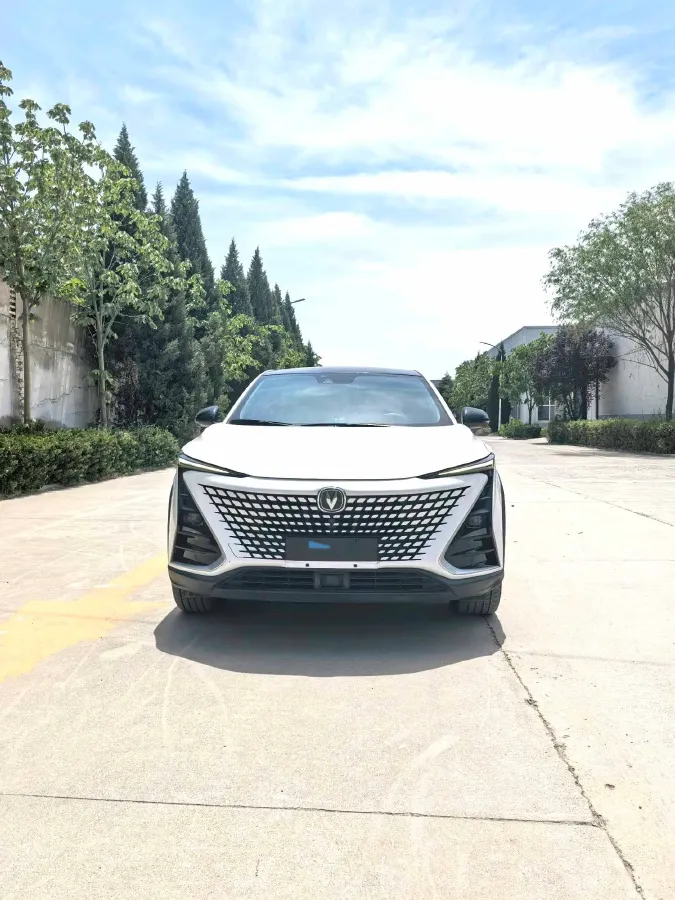 2021 ChangAn UNI-T 1.5T 180HP L4 7DCT,autocango,china used car exporter,china ev exporter,chinese used car exporter,chinese used ev exporter