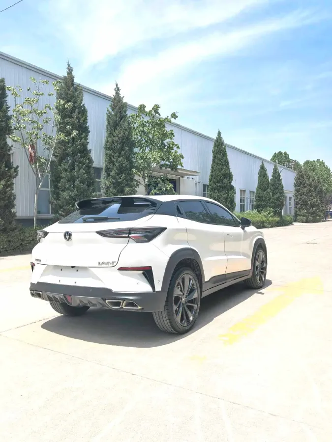 2021 ChangAn UNI-T 1.5T 180HP L4 7DCT,autocango,china used car exporter,china ev exporter,chinese used car exporter,chinese used ev exporter