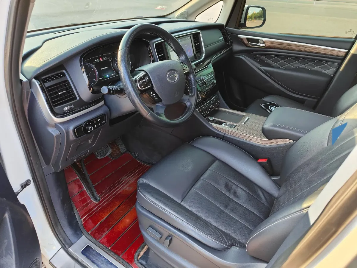 2021 GAC Trumpchi M8 2.0T 252HP L4 8AT,autocango,china used car exporter,china ev exporter,chinese used car exporter,chinese used ev exporter