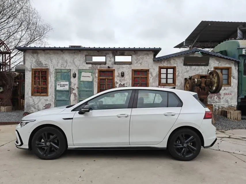 2024 Volkswagen Golf 1.4T 150HP L4 7DCT,autocango,china used car exporter,china ev exporter,chinese used car exporter,chinese used ev exporter