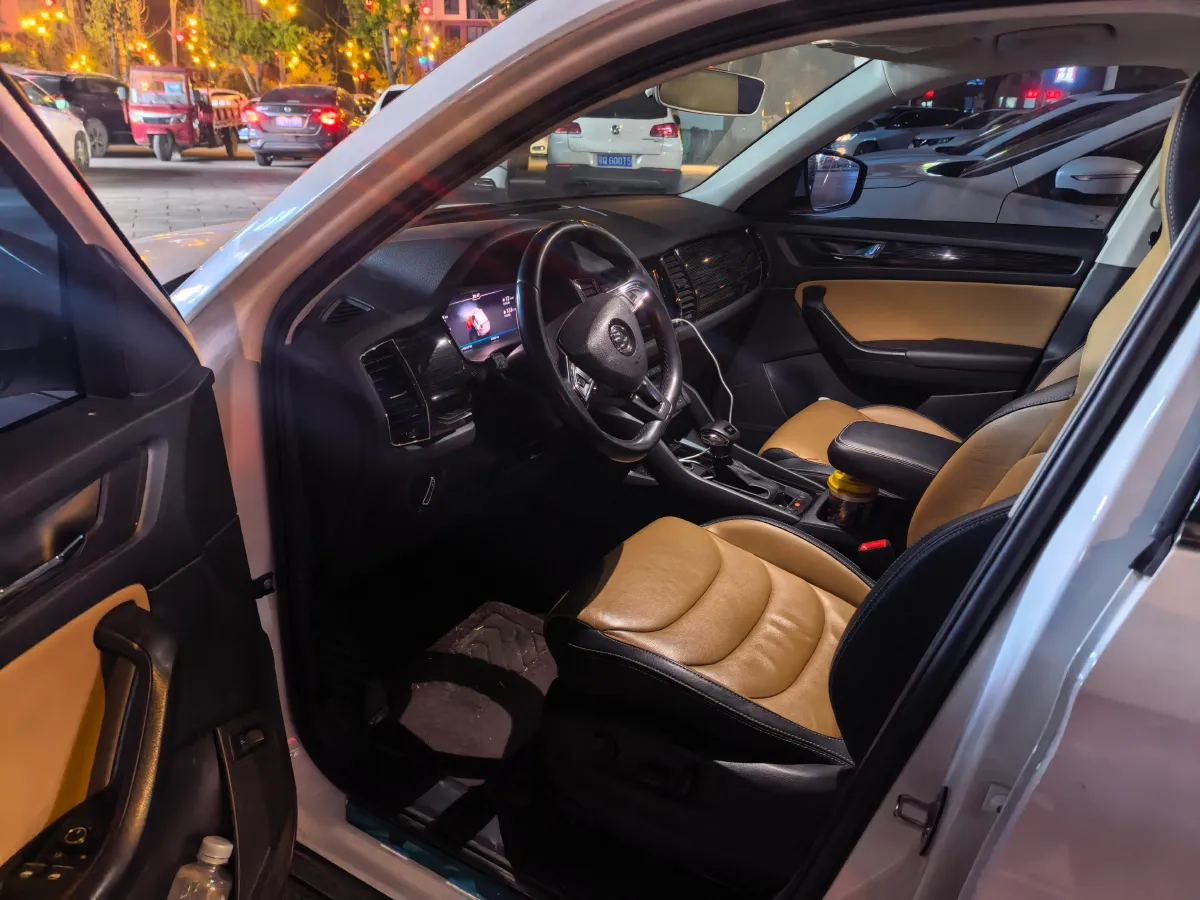 2019 BYD Song BEV 61.9KWH,autocango,china used car exporter,china ev exporter,chinese used car exporter,chinese used ev exporter