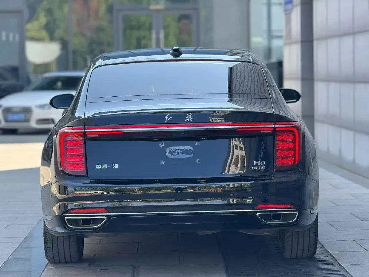 2024 HongQi H9 2.0T 252HP L4 7DCT,autocango,china used car exporter,china ev exporter,chinese used car exporter,chinese used ev exporter