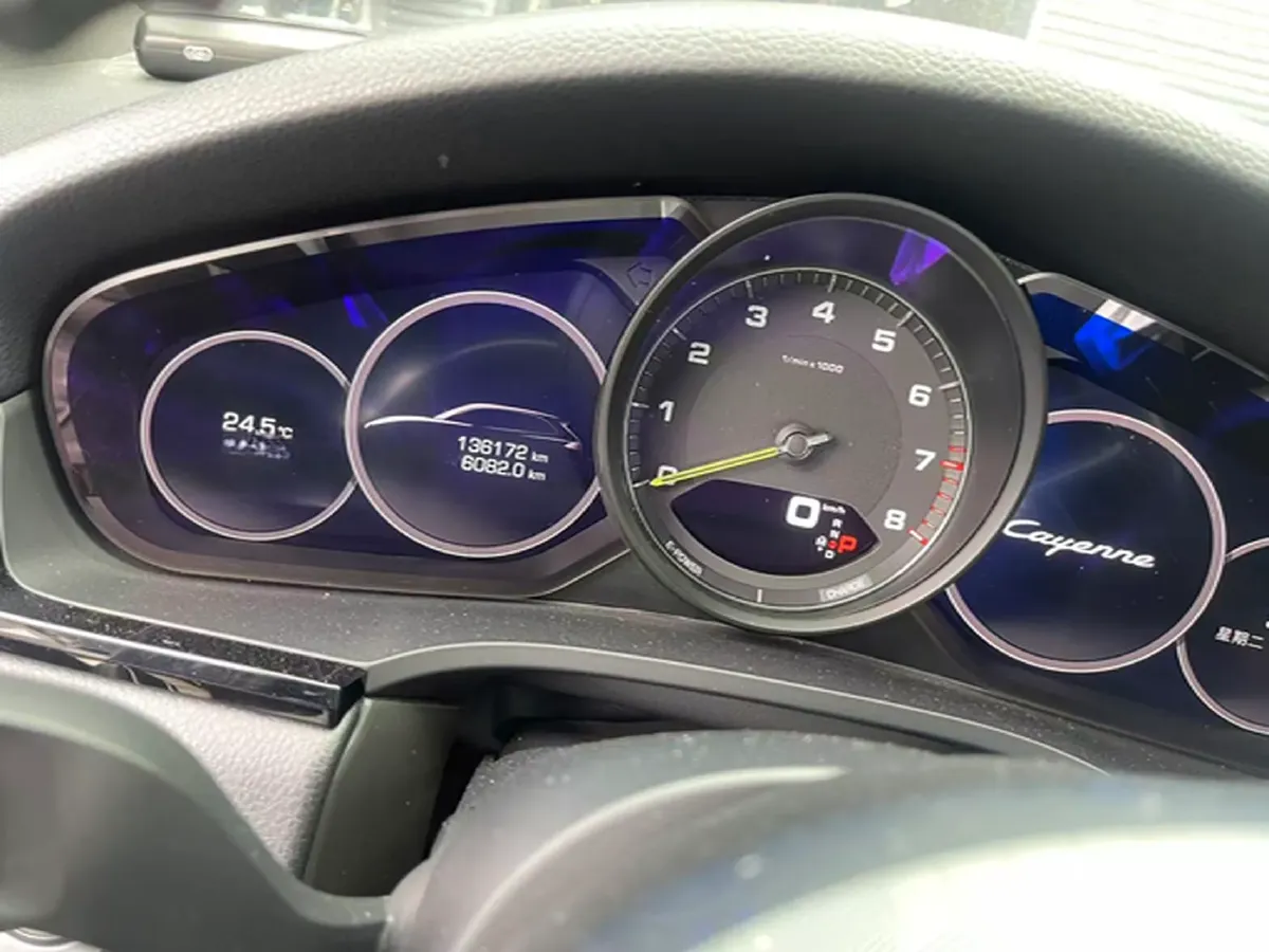 2019 Porsche Cayenne 2.0T 252HP L4 8AT PHEV 14.1KWH,autocango,china used car exporter,china ev exporter,chinese used car exporter,chinese used ev exporter