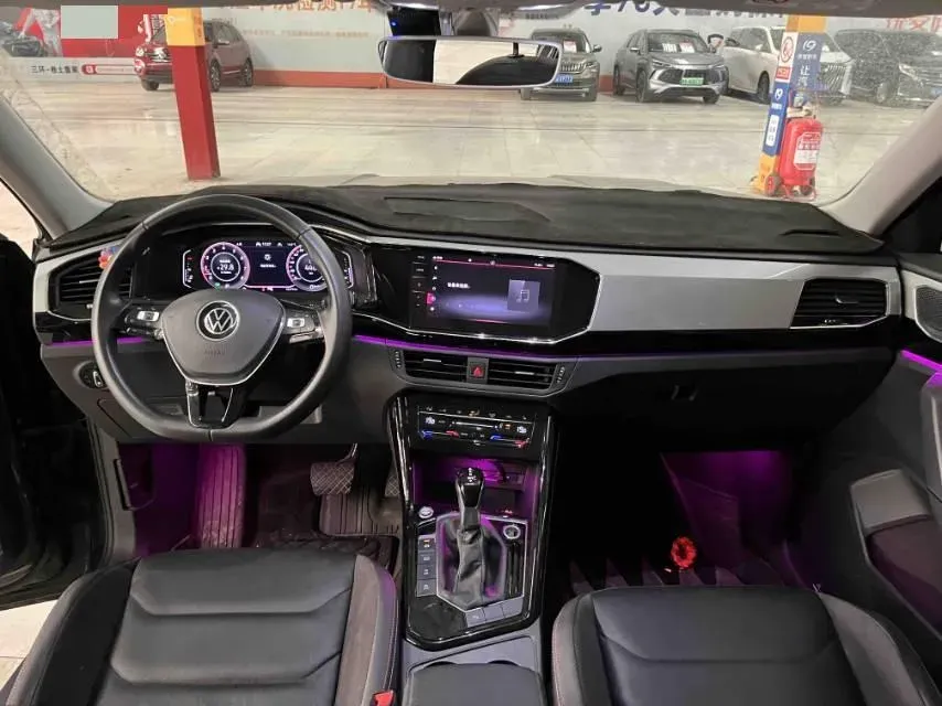 2021 Volkswagen Tayron 2.0T 186HP L4 7DCT,autocango,china used car exporter,china ev exporter,chinese used car exporter,chinese used ev exporter