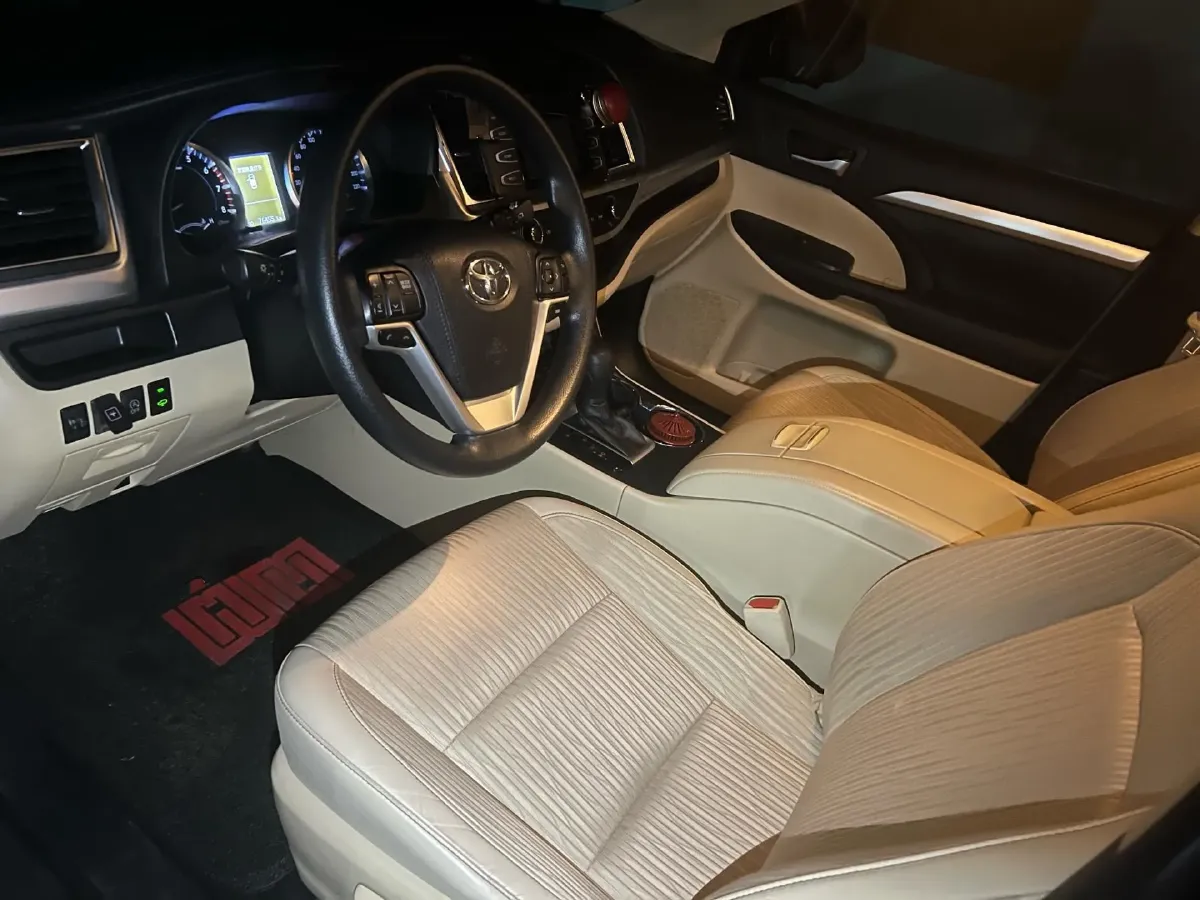 2018 Toyota Highlander 2.0T 220HP L4 6AT,autocango,china used car exporter,china ev exporter,chinese used car exporter,chinese used ev exporter