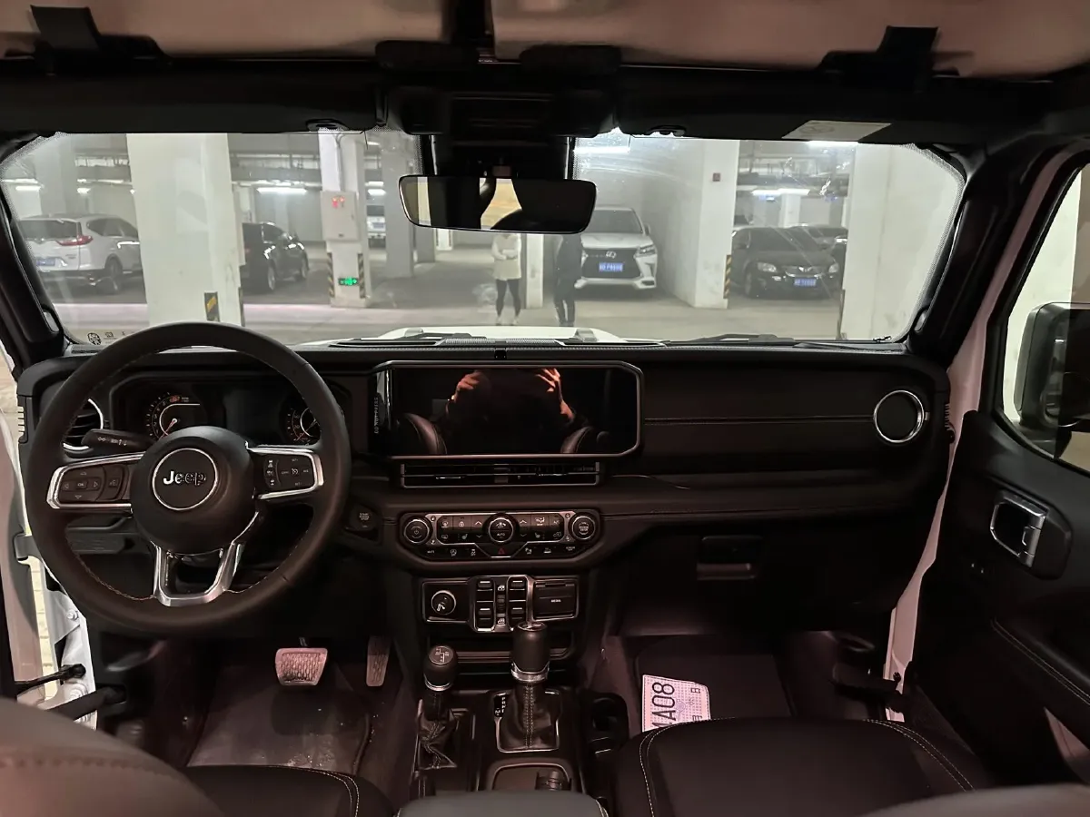 2024 Jeep Wrangler 2.0T 266HP L4 8AT,autocango,china used car exporter,china ev exporter,chinese used car exporter,chinese used ev exporter