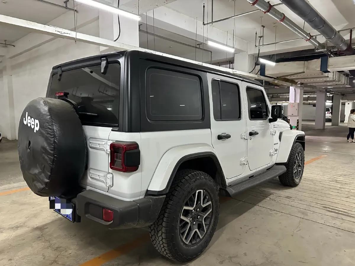 2024 Jeep Wrangler 2.0T 266HP L4 8AT,autocango,china used car exporter,china ev exporter,chinese used car exporter,chinese used ev exporter