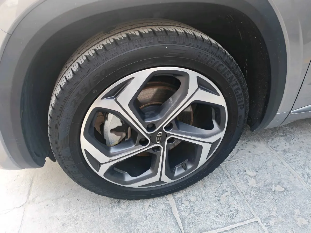 2021 Geely Monjaro 2.0T 218HP L4 7DCT,autocango,china used car exporter,china ev exporter,chinese used car exporter,chinese used ev exporter