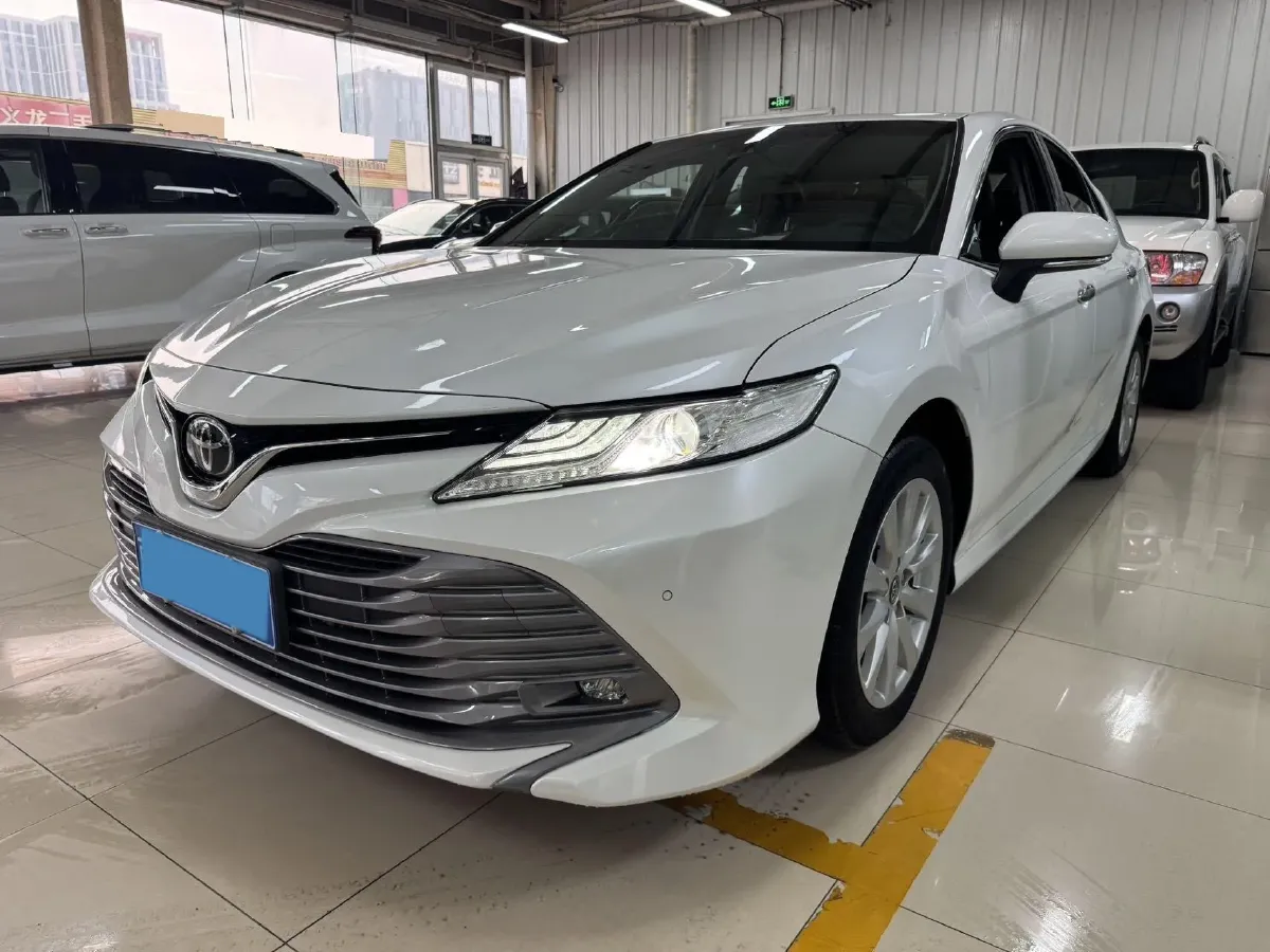 2019 Toyota Camry 2.0L 178HP L4 CVT,autocango,china used car exporter,china ev exporter,chinese used car exporter,chinese used ev exporter