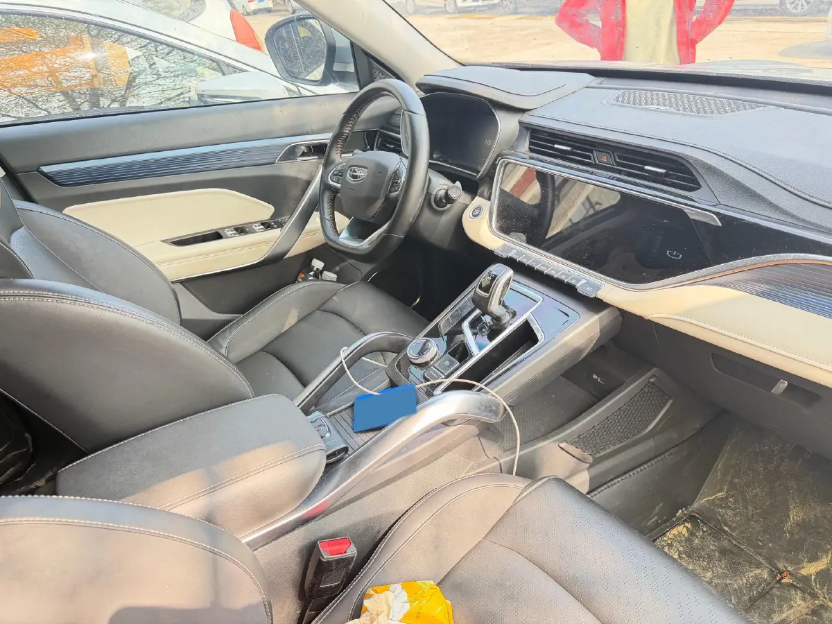 2022 Geely Azkarra 1.8T 184HP L4 7DCT,autocango,china used car exporter,china ev exporter,chinese used car exporter,chinese used ev exporter