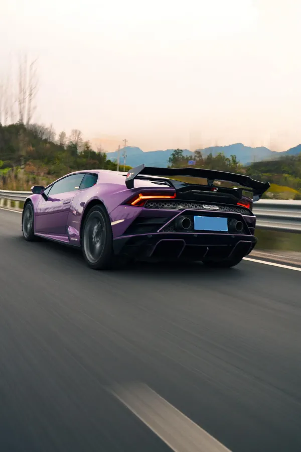 2020 Lamborghini Huracán 5.2L 611HP V10 7DCT,autocango,china used car exporter,china ev exporter,chinese used car exporter,chinese used ev exporter