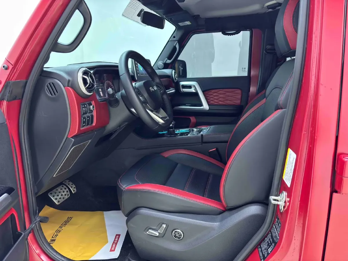 2024 Beijing BJ40 2.0T 163HP L4 8AT,autocango,china used car exporter,china ev exporter,chinese used car exporter,chinese used ev exporter