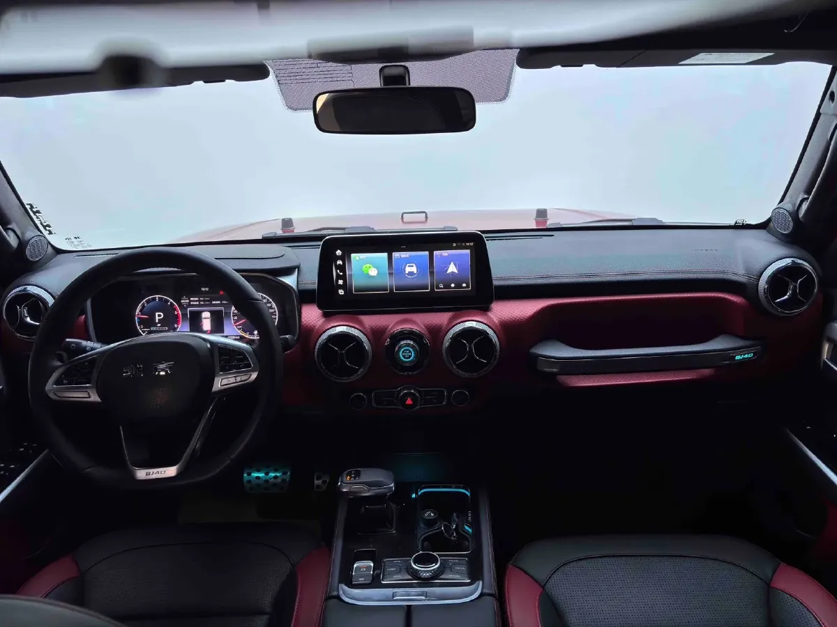 2024 Beijing BJ40 2.0T 163HP L4 8AT,autocango,china used car exporter,china ev exporter,chinese used car exporter,chinese used ev exporter