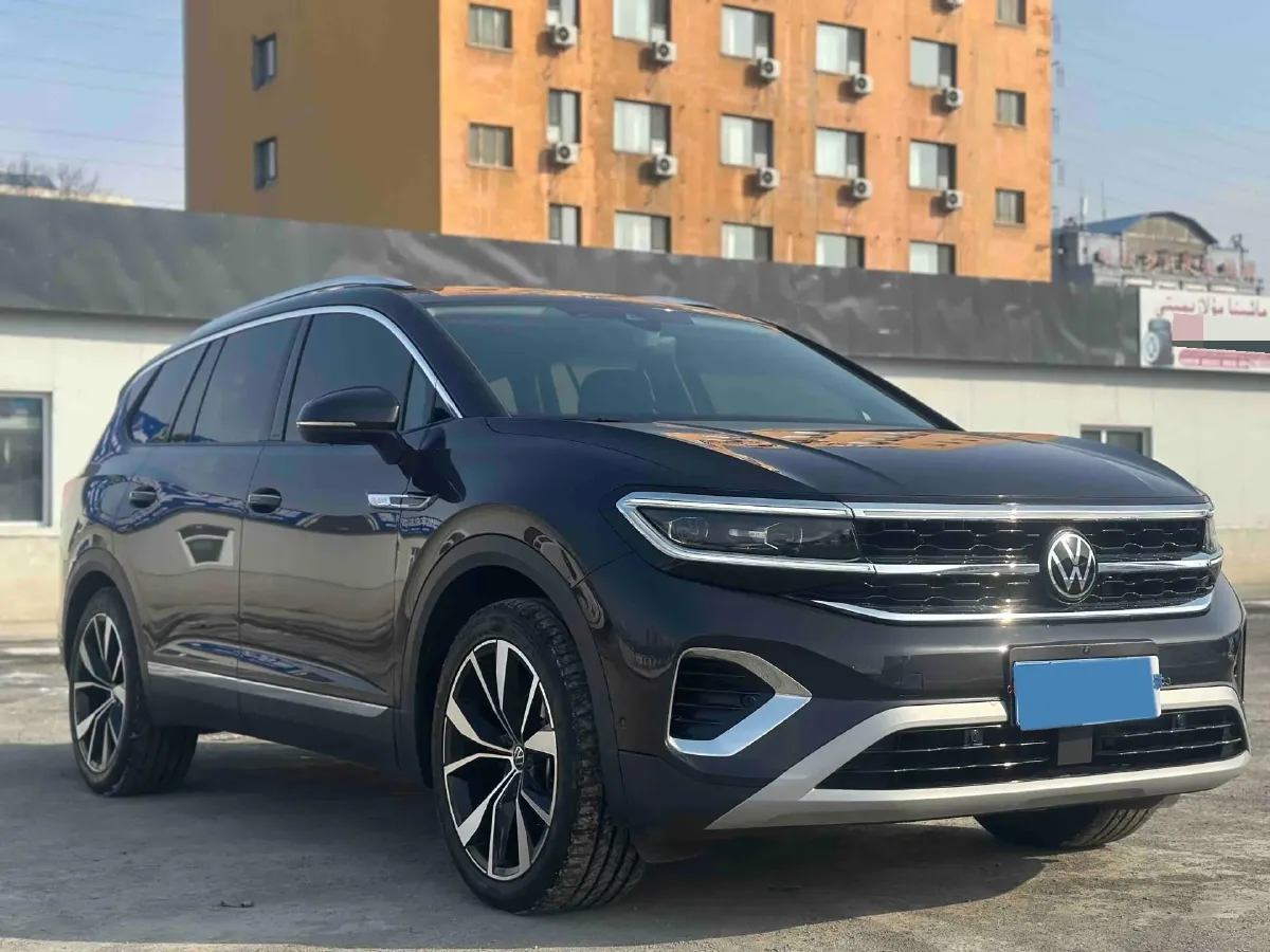 2023 Volkswagen Talagon 2.5T 299HP V6 7DCT,autocango,china used car exporter,china ev exporter,chinese used car exporter,chinese used ev exporter