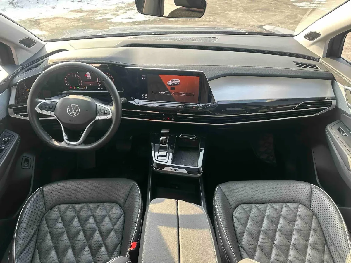 2023 Volkswagen Talagon 2.5T 299HP V6 7DCT,autocango,china used car exporter,china ev exporter,chinese used car exporter,chinese used ev exporter
