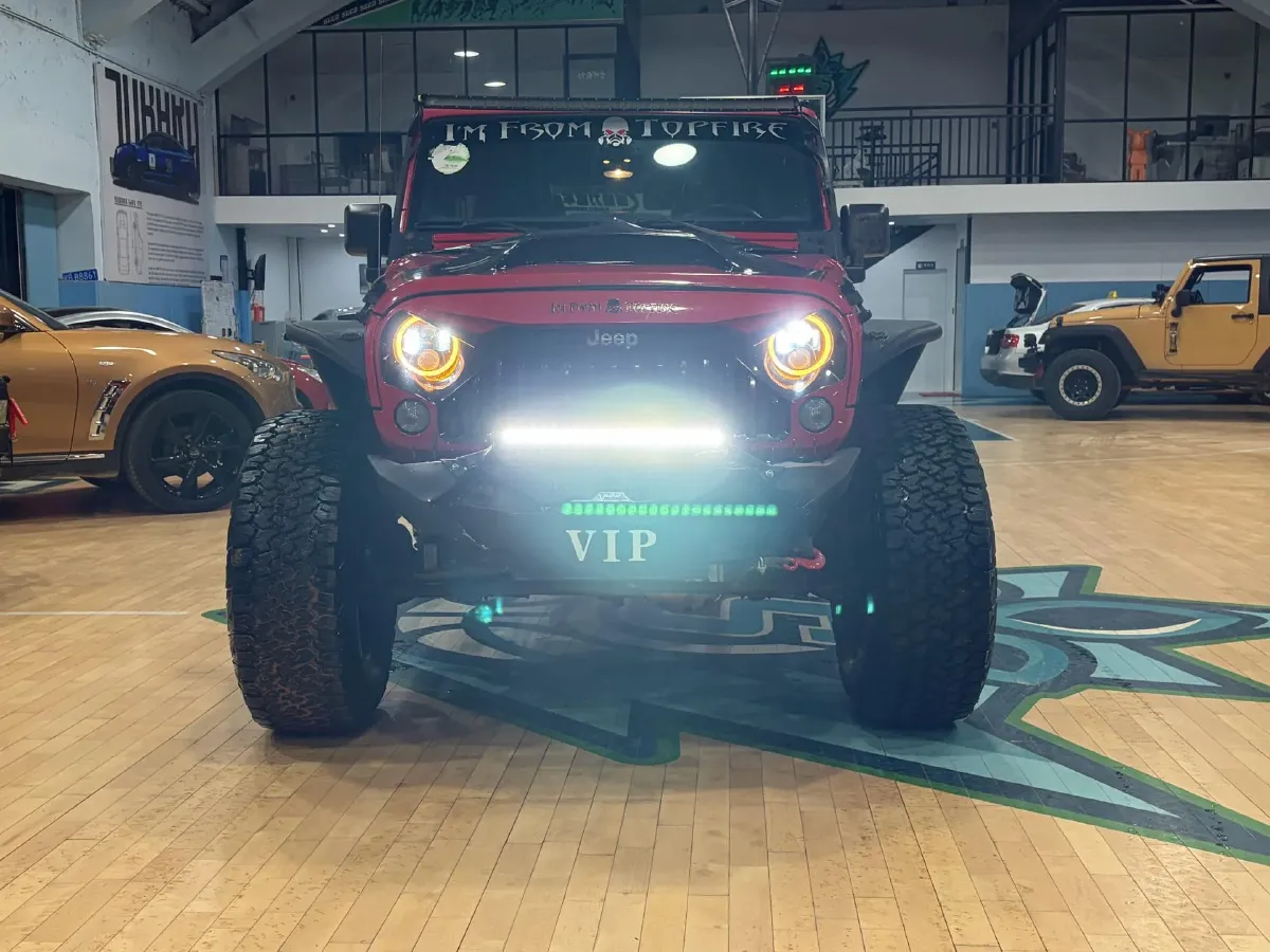 2017 Jeep Wrangler 3.0L 234HP V6 5AT,autocango,china used car exporter,china ev exporter,chinese used car exporter,chinese used ev exporter