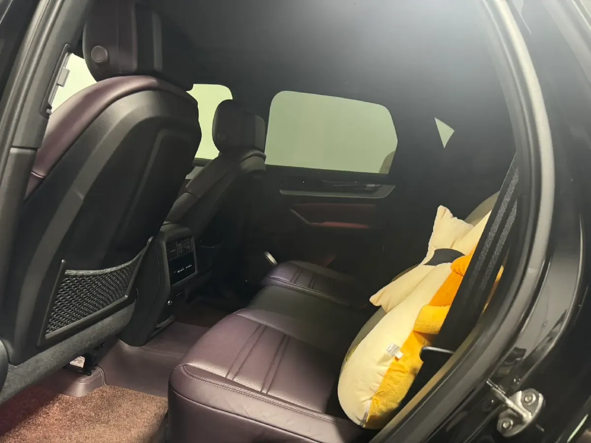 2024 Porsche Cayenne 3.0T 354HP V6 8AT,autocango,china used car exporter,china ev exporter,chinese used car exporter,chinese used ev exporter