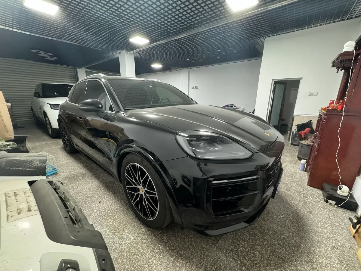 2024 Porsche Cayenne 3.0T 354HP V6 8AT,autocango,china used car exporter,china ev exporter,chinese used car exporter,chinese used ev exporter